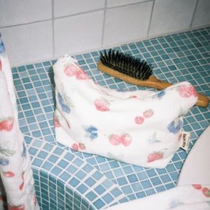 Djerf Avenue Mini Terry Bag Summer Berries